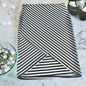 Striped hi-lo pencil skirt